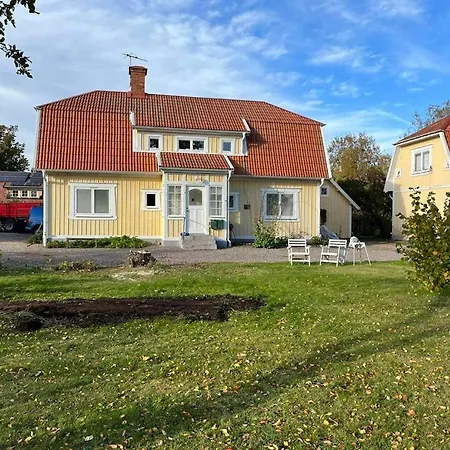 Lovisas Stuga Vadstena Exterior photo